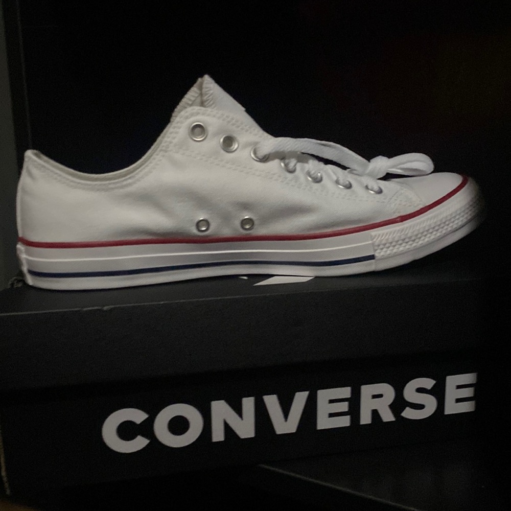 Unisex White converse